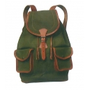 Mochila lona verde.